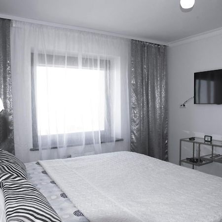 Lyra63 Large 80Sq M Top 14 Floor Šiauliai 외부 사진