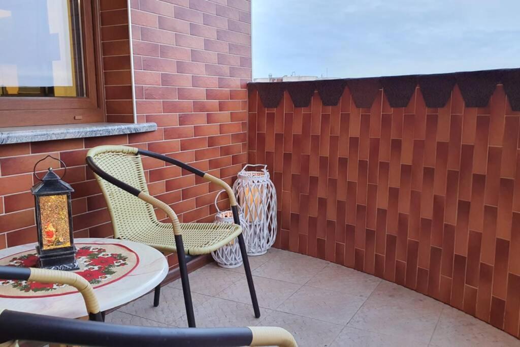 Lyra63 Large 80Sq M Top 14 Floor Šiauliai 외부 사진