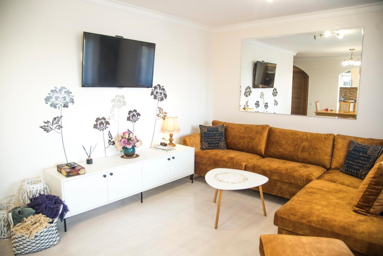 Lyra63 Large 80Sq M Top 14 Floor Šiauliai 외부 사진
