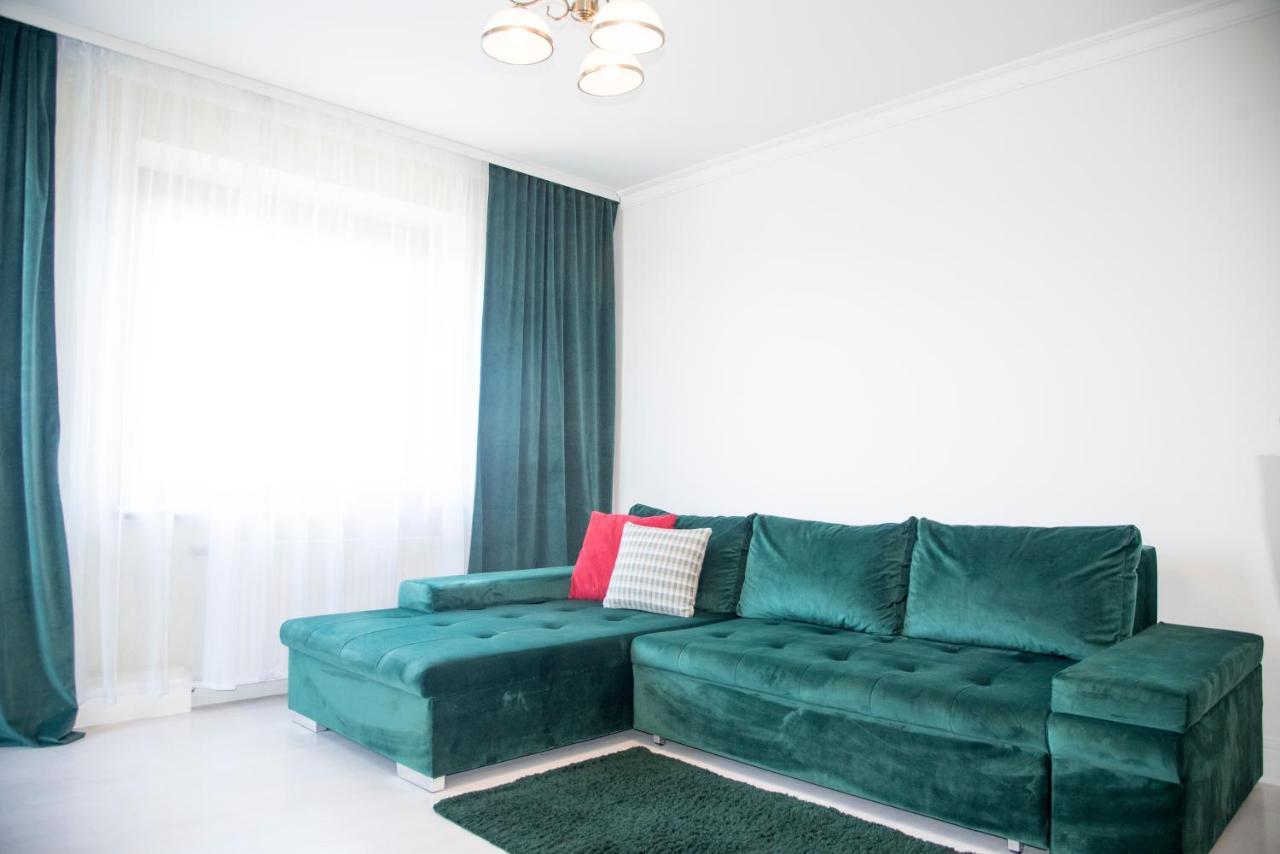 Lyra63 Large 80Sq M Top 14 Floor Šiauliai 외부 사진